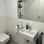 Stylisches Penthouse Mit Xxl Dachterrasse Ab Mai Klimaanlage Und Gasgrill Zentrumnah Apartment Leipzig