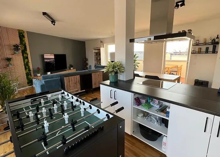 Modernes 111qm Penthouse Zentrumsnah Mit 70qm Xxl-dachterrasse & Gasgrill アパート ライプツィヒ