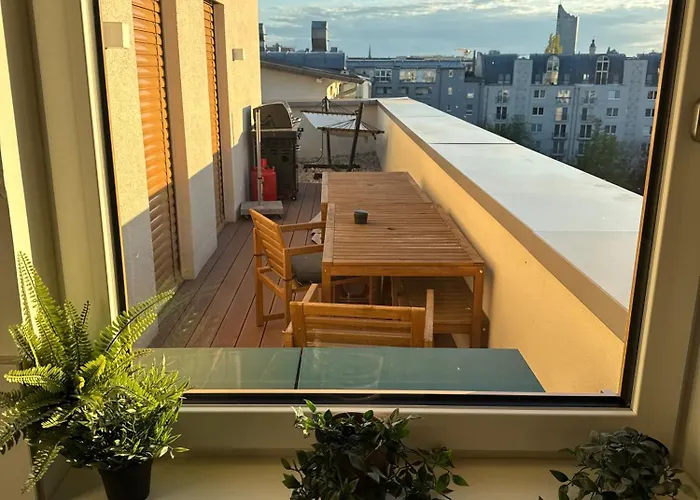 Modernes 111qm Penthouse Zentrumsnah Mit 70qm Xxl-dachterrasse & Gasgrill アパート