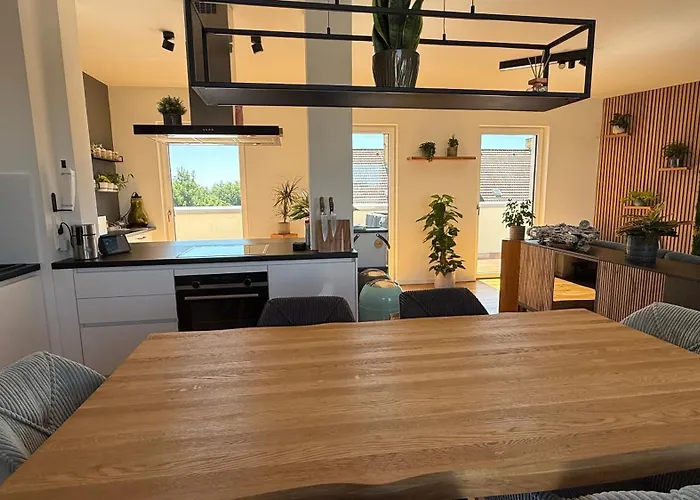 Modernes 111qm Penthouse Zentrumsnah Mit 70qm Xxl-dachterrasse & Gasgrill アパート *