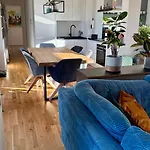 Stylisches Penthouse Mit Xxl Dachterrasse Ab Mai Klimaanlage Und Gasgrill Zentrumnah Appartement