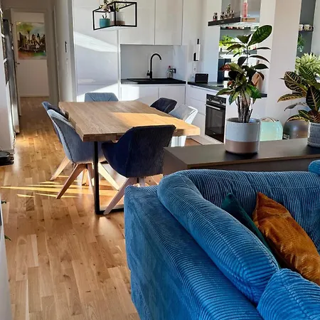 Modernes-Penthouse Xxl-Dachterrasse Mit Whirlpool, Grill Zentrumsnah Апартаменты
