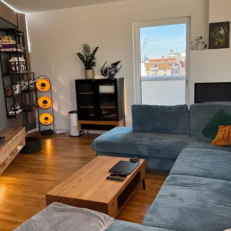 Modernes-Penthouse Xxl-Dachterrasse Mit Whirlpool, Grill Zentrumsnah Апартаменты *
