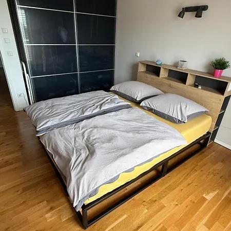 Modernes 111qm Penthouse Zentrumsnah Mit 70qm Xxl-dachterrasse & Gasgrill Lägenhet Leipzig
