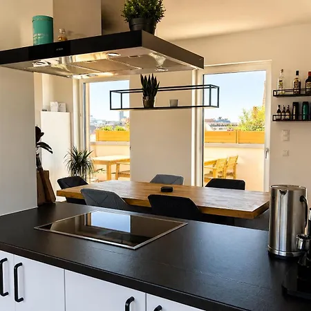 Апартаменты Modernes-Penthouse Xxl-Dachterrasse Mit Whirlpool, Grill Zentrumsnah