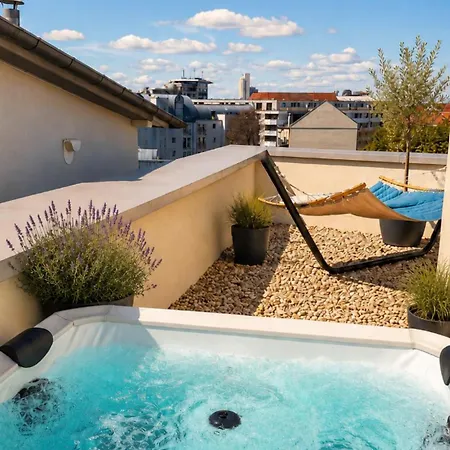 Apartament Modernes-penthouse Xxl-dachterrasse Grill Tiefgarage Zentrumsnah *