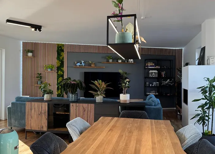 Stylisches Penthouse Mit Xxl Dachterrasse 70Qm Whirlpool Ab Mai Klimaanlage Und Gasgrill Zentrumnah